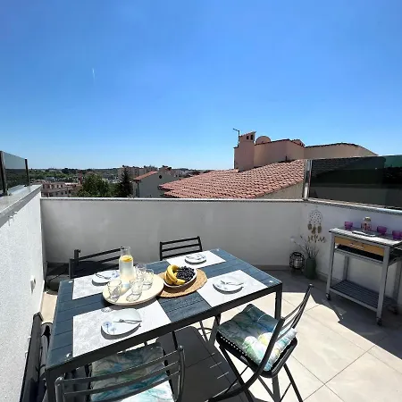 Monte Apartment *
