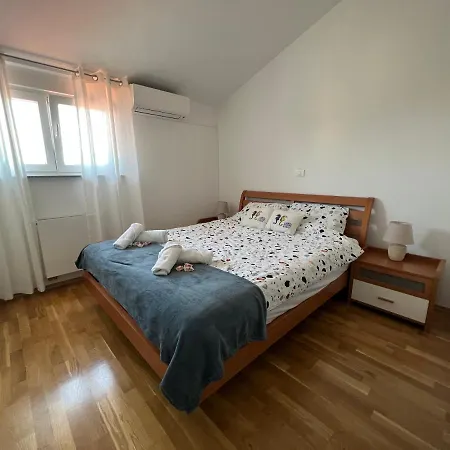 Apartment Monte Pula